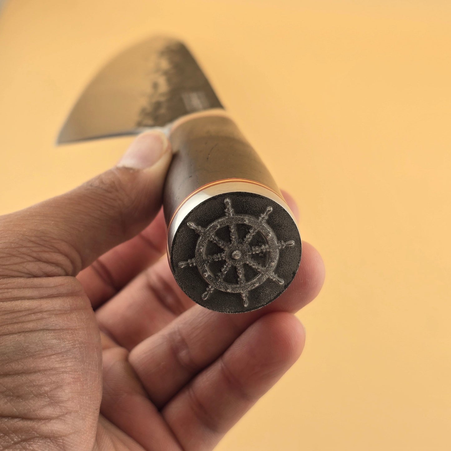 ORKO! BUTCHER (carnicero) 8" Acero Inox Alto en Carbono