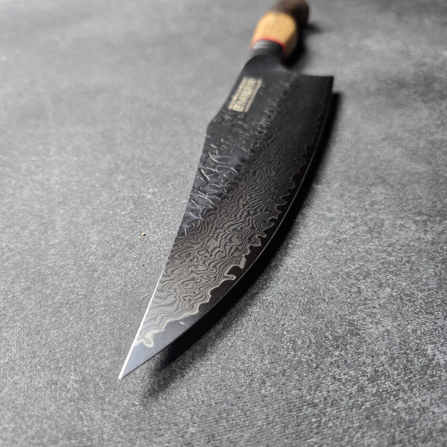 ASKA! CUCHILLO DE CHEF 8" Acero VG10 STONEWASH Y DAMASCO